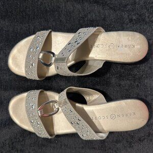 Karen Scott Silver Stud Sandal Sz 9